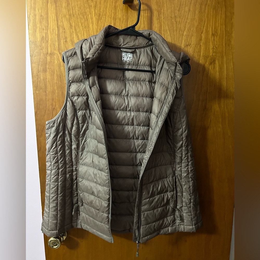 Ladies Tan vest